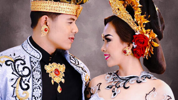 Paket Prewedding Adat Bali Indoor di Denpasar – Studio Eksklusif di Rudhia Salon