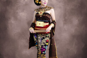 Paket Foto Adat Bali Personal Lengkap di Rudhia Salon Denpasar