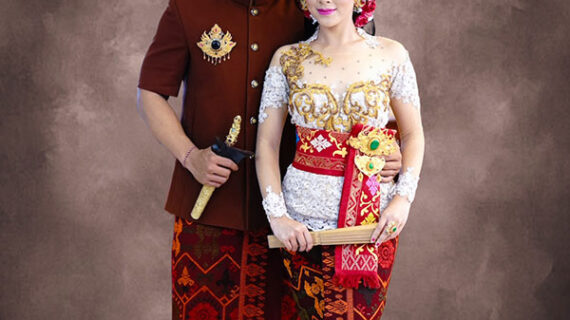 Studio Foto Prewedding Indoor Adat Bali di Denpasar – Hasil Mewah & Profesional!